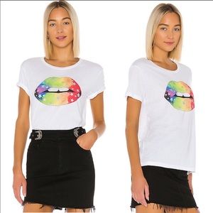 NWOT Chaser Rainbow Glitter Star Lips T-shirt, M